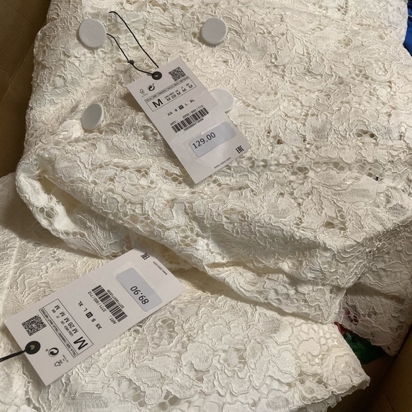 GORGEOUS NWT 2 Piece ZARA Lace Blazer & Pants Set - Picture 8 of 8